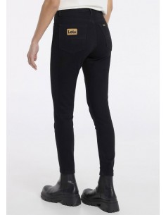 Pantalón vaquero modelo cher berry LOIS Modelo 201082032 2