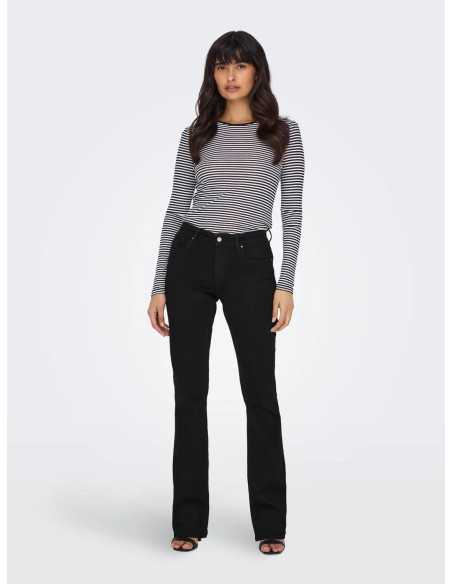 Pantalón vaquero modelo REA2343 campana ONLY modelo 15324908