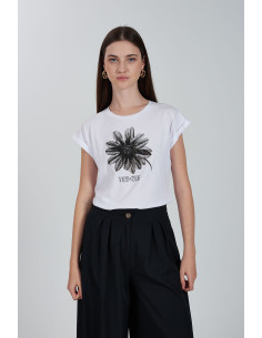 Camiseta manga corta flor pedrería YES-ZEE modelo 1393 - T239/JX00
