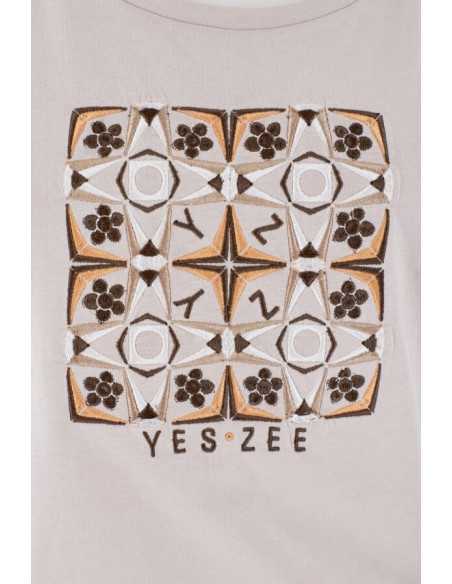 Camiseta manga corta dibujo pecho bordado YES-ZEE modelo T229/TQ00