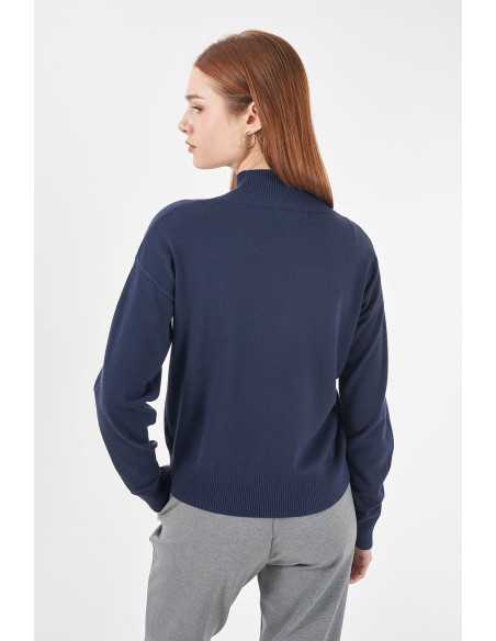 Suéter manga larga punto cuello alto pedrería YES-ZEE modelo 1048 - M050/RU00