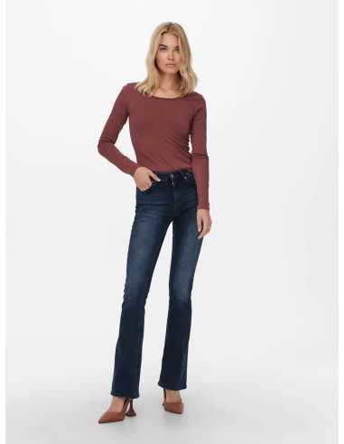 Pantalón vaquero campana modelo REA409 ONLY modelo 15233833