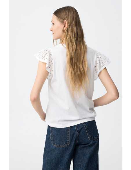 Camiseta manga corta agujeros cuello pico TIFFOSI modelo 10064849