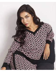 Suéter manga larga punto estampado cuello pico LYLU modelo A2619106